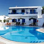 Anna Aparthotel 4*