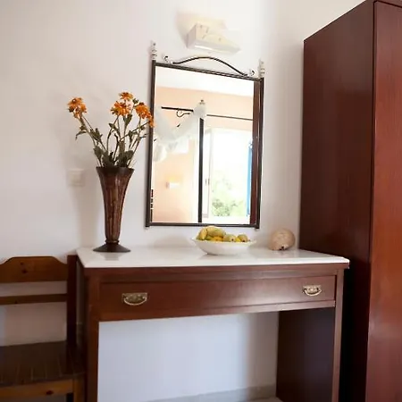 Aparthotel Anna 3*