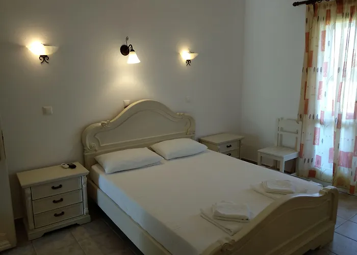 Anna 4* Agios Prokopios (Naxos)